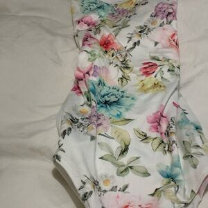 BUNDLE ITEM NWOT Floral One-Piece Bodysuit